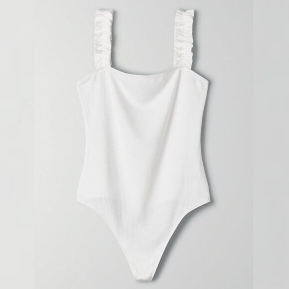 Aritzia Ruffle Strap Knit Firecracker Bodysuit Tank Top Blouse Elevated Basic - Picture 2 of 11